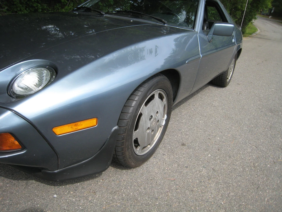1983 Porsche 928 S - Image 16 of 31