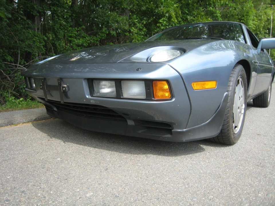 1983 Porsche 928 S - Image 12 of 31