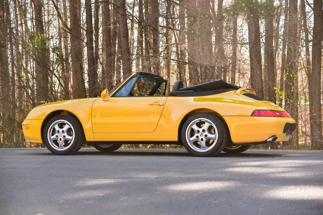 1996 Porsche 993 Carrera - Image 11 of 31