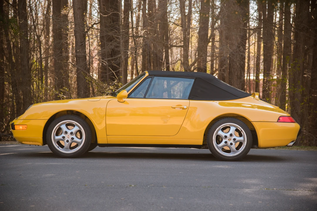 1996 Porsche 993 Carrera - Image 10 of 31