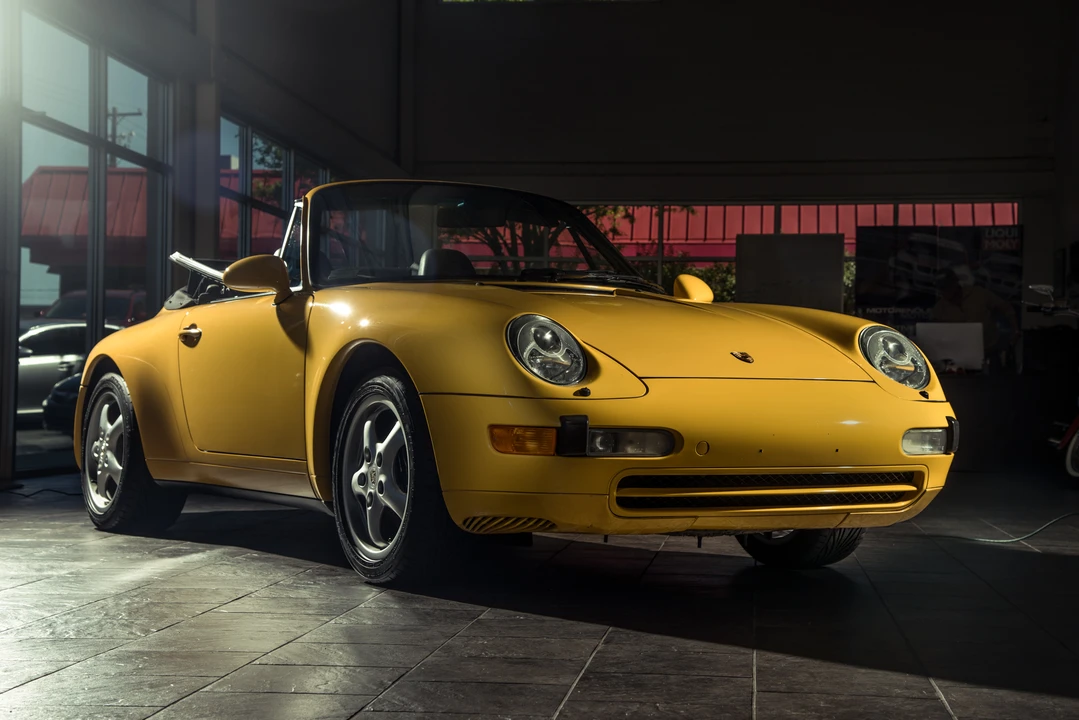 1996 Porsche 993 Carrera - Image 2 of 31