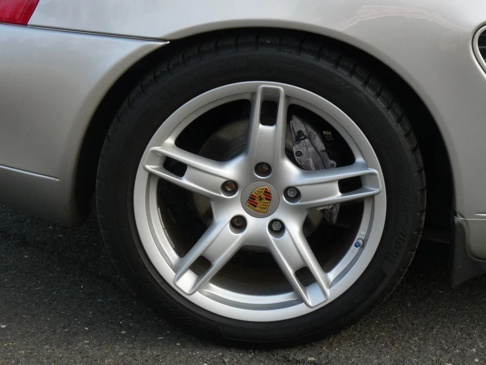 1999 Porsche 986 Boxster - Image 27 of 31