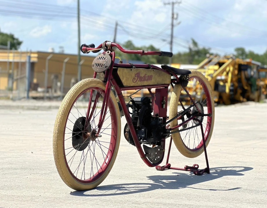 Indian Scout - Image 2 of 31