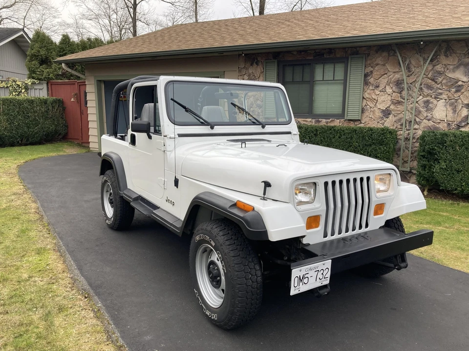 1992 Jeep YJ Wrangler - Image 21 of 31