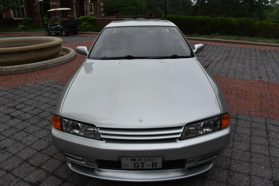 1993 Nissan R32 Skyline GT-R 8th Gen - Image 13 of 31