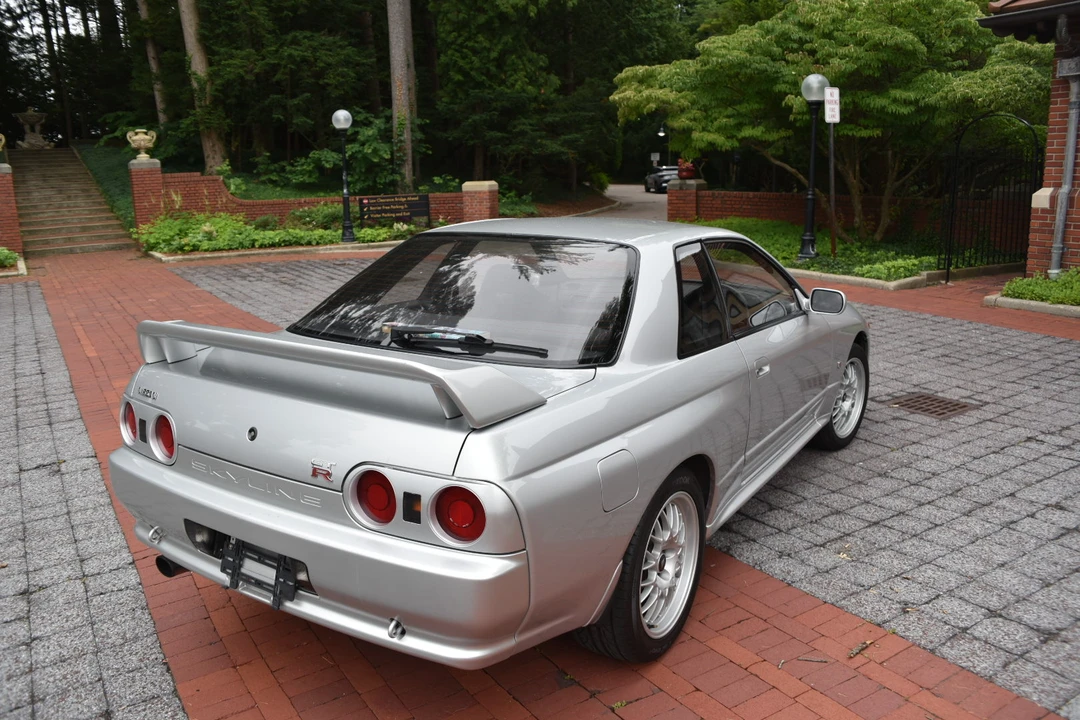 1993 Nissan R32 Skyline GT-R 8th Gen - Image 7 of 31