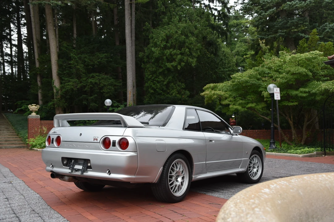 1993 Nissan R32 Skyline GT-R 8th Gen - Image 8 of 31