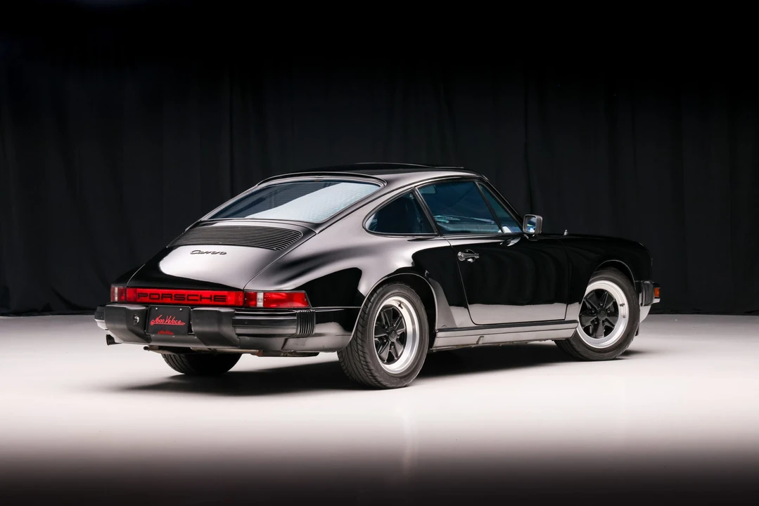 1984 Porsche 911 Carrera 3.2 - Image 17 of 31