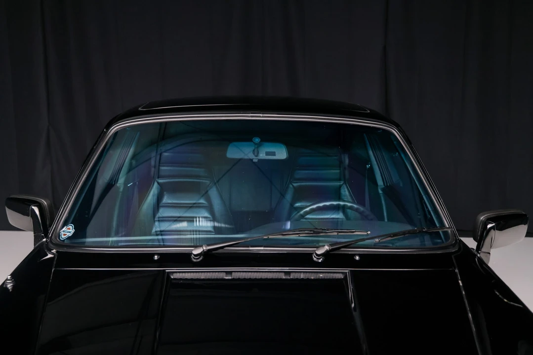 1984 Porsche 911 Carrera 3.2 - Image 27 of 31