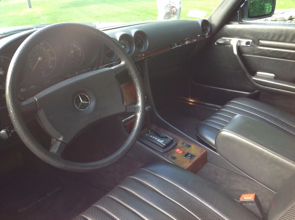 1985 Mercedes-Benz R107 SL-Class - Image 21 of 31