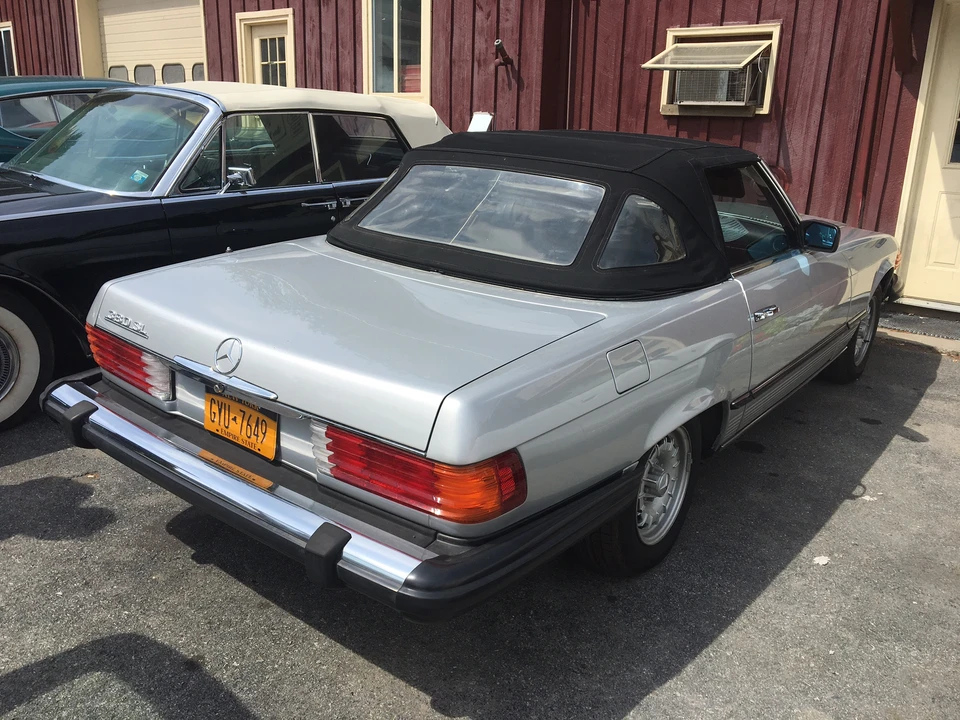 1985 Mercedes-Benz R107 SL-Class - Image 30 of 31