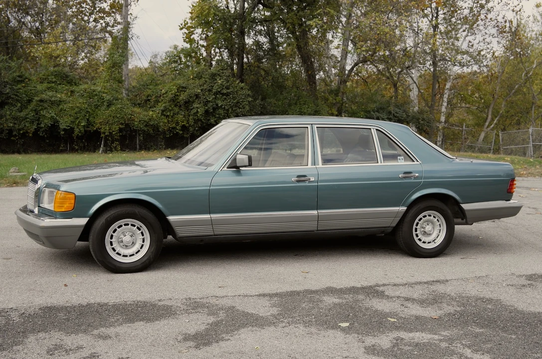 1985 Mercedes-Benz W126 S-Class Sedan - Image 9 of 31
