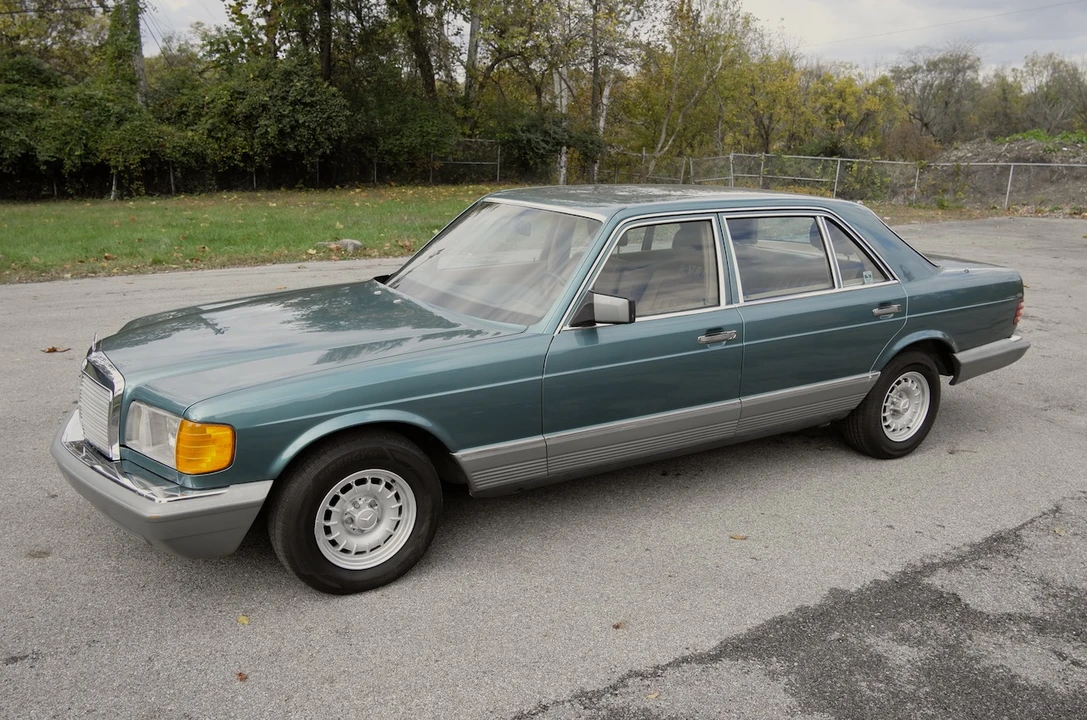 1985 Mercedes-Benz W126 S-Class Sedan - Image 7 of 31