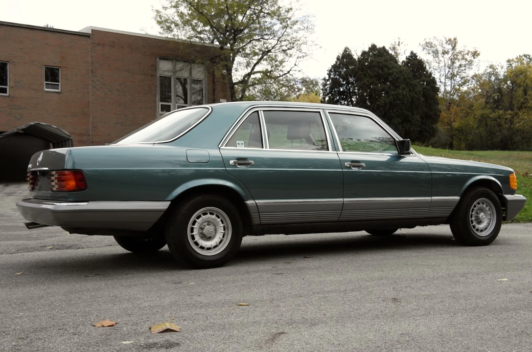 1985 Mercedes-Benz W126 S-Class Sedan - Image 21 of 31