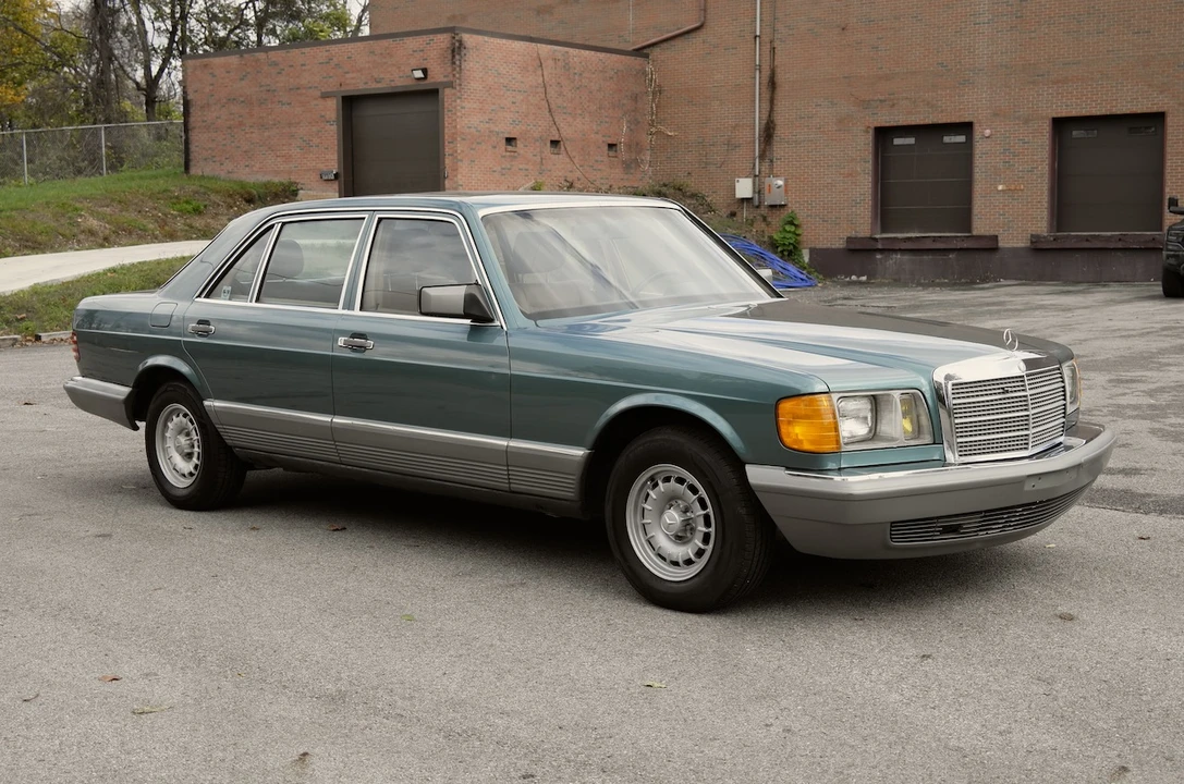 1985 Mercedes-Benz W126 S-Class Sedan - Image 23 of 31