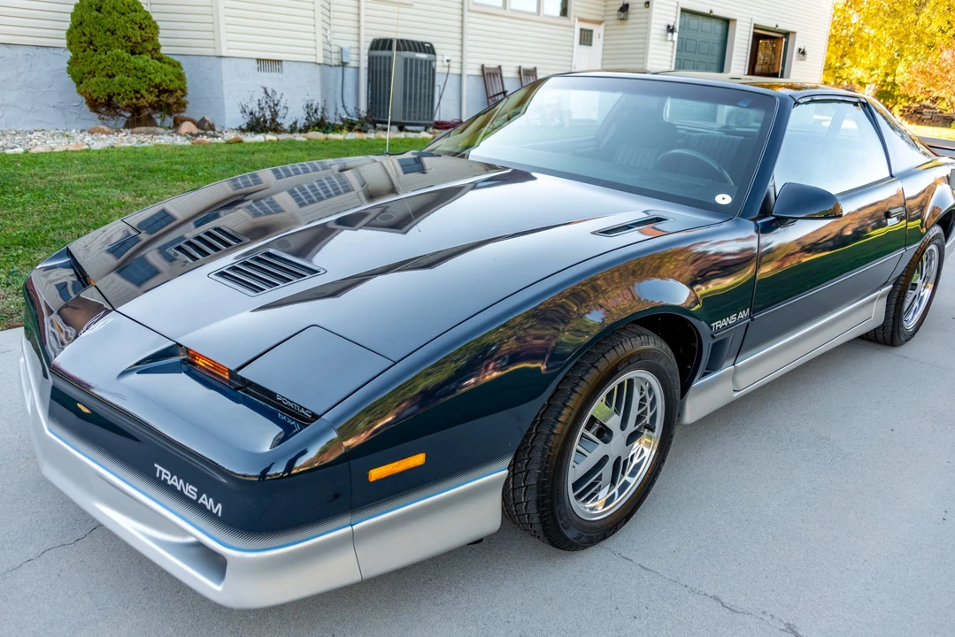 1985 Pontiac Firebird Trans Am 3rd Gen - Image 15 of 31