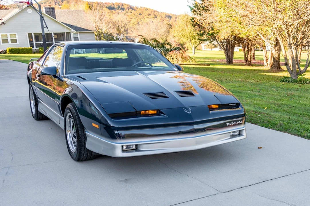 1985 Pontiac Firebird Trans Am 3rd Gen - Image 11 of 31
