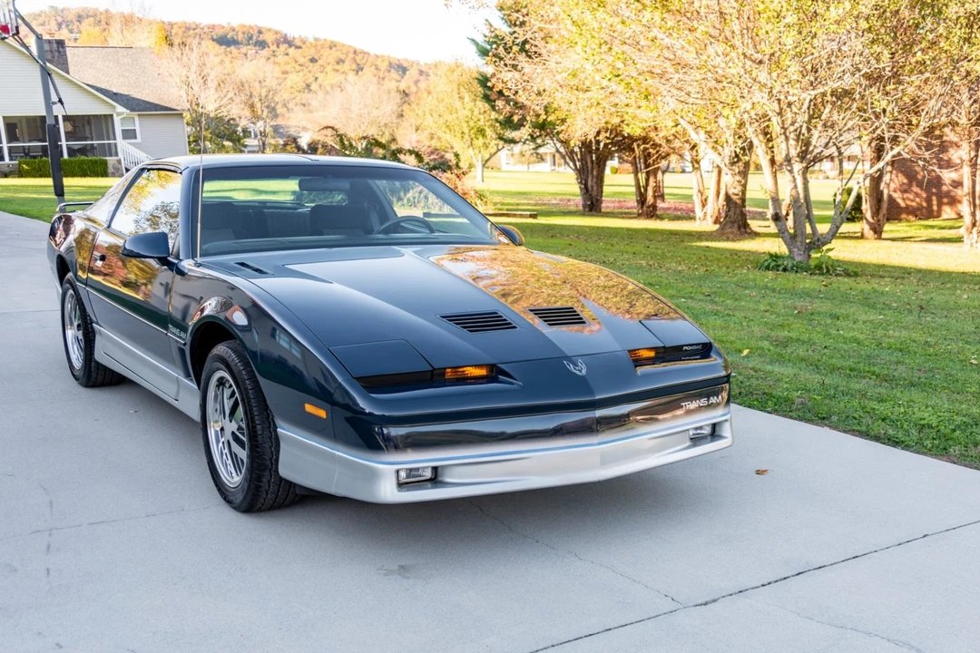1985 Pontiac Firebird Trans Am 3rd Gen - Image 12 of 31