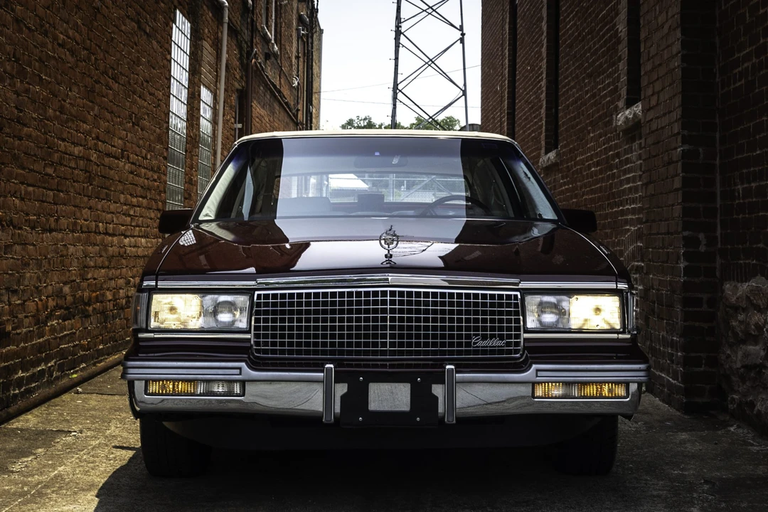 1987 Cadillac DeVille 5th Gen - Image 3 of 31