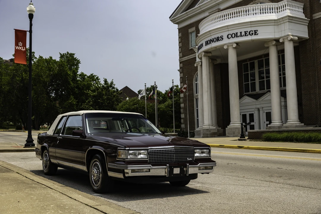 1987 Cadillac DeVille 5th Gen - Image 4 of 31
