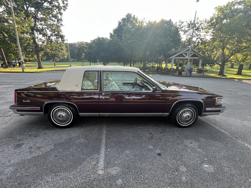 1987 Cadillac DeVille 5th Gen - Image 7 of 31