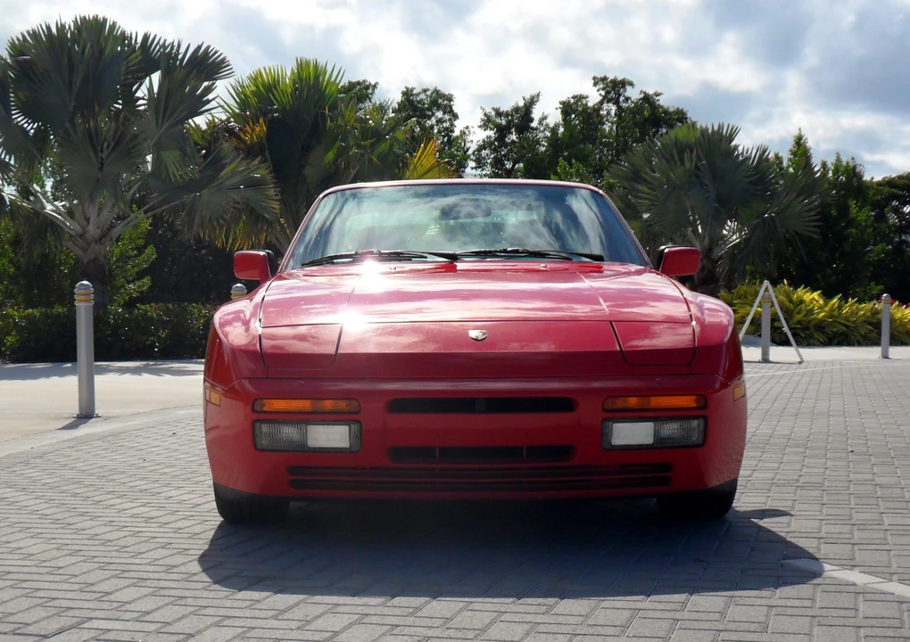 1987 Porsche 944 Turbo - Image 2 of 31