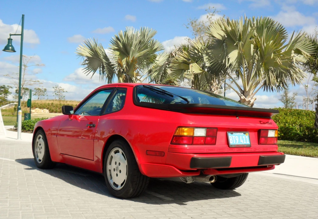 1987 Porsche 944 Turbo - Image 7 of 31