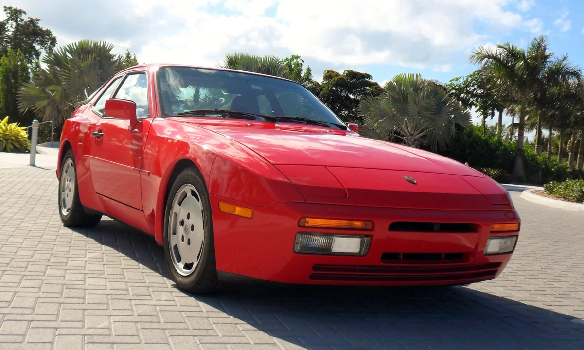 1987 Porsche 944 Turbo - Image 13 of 31