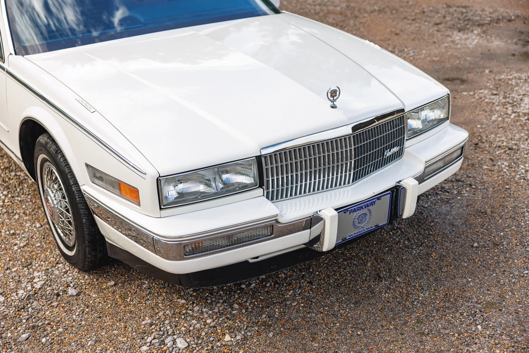 1988 Cadillac Seville - Image 17 of 31