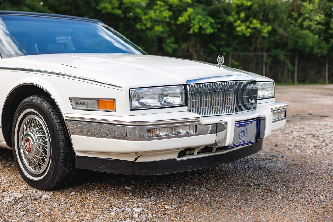 1988 Cadillac Seville - Image 18 of 31