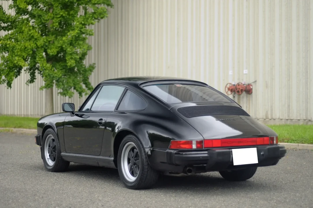 1988 Porsche 911 Carrera 3.2 - Image 5 of 6
