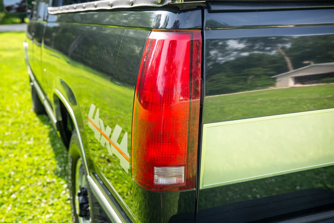 1989 GMC Sierra 1st Gen - Image 26 of 31