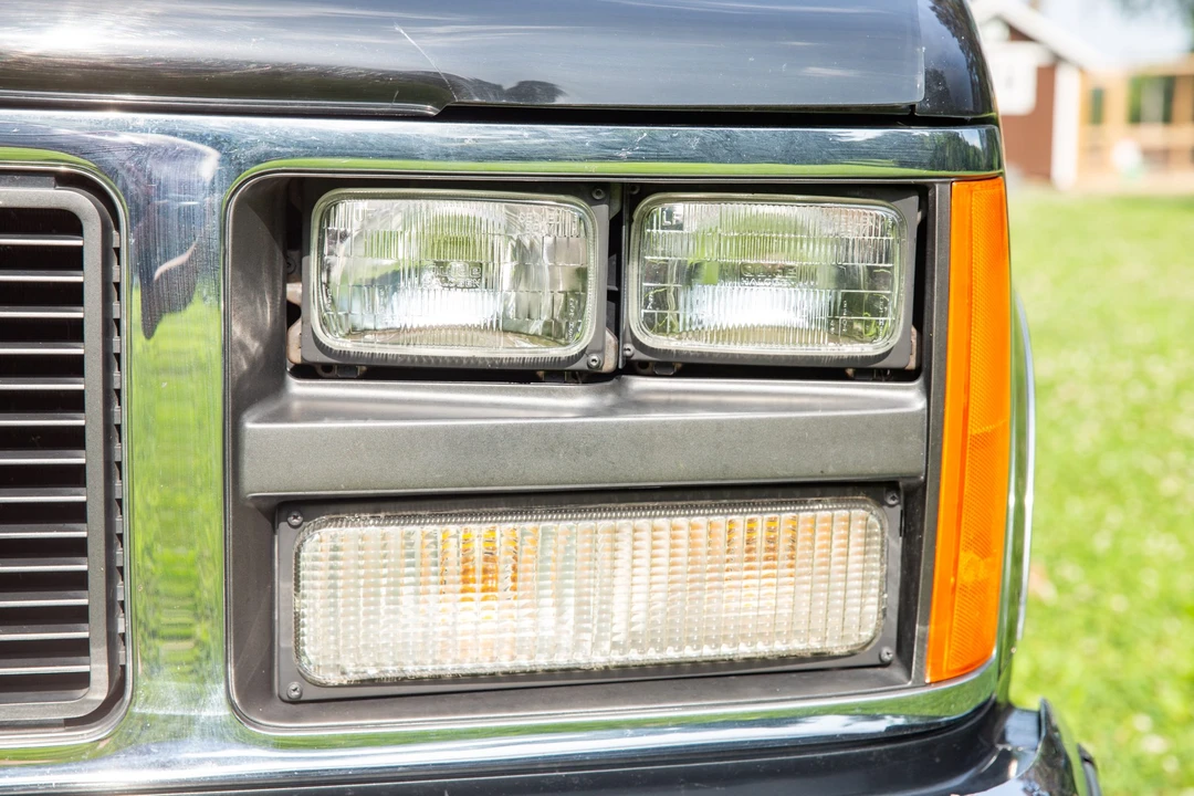 1989 GMC Sierra 1st Gen - Image 17 of 31