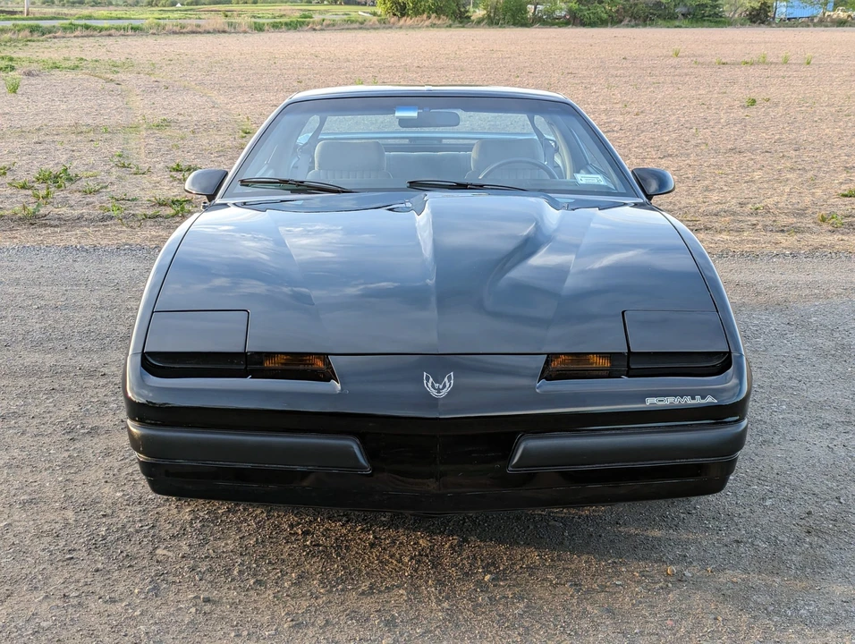 1989 Pontiac Firebird 3rd Gen - Image 19 of 31
