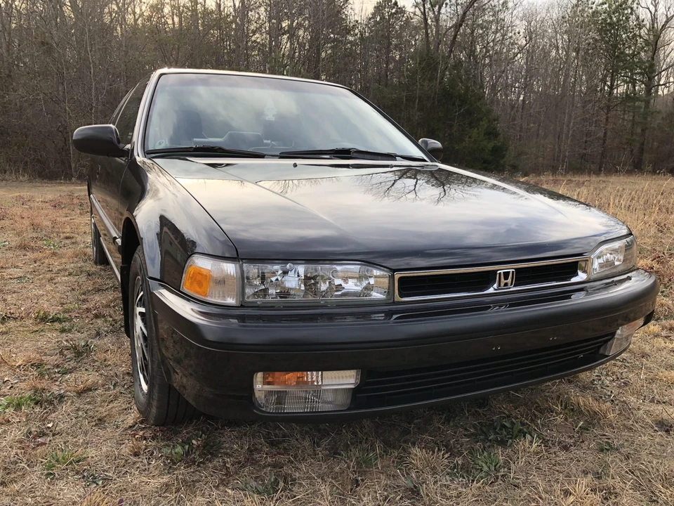 1990 Honda Accord 4th Gen - Image 9 of 31