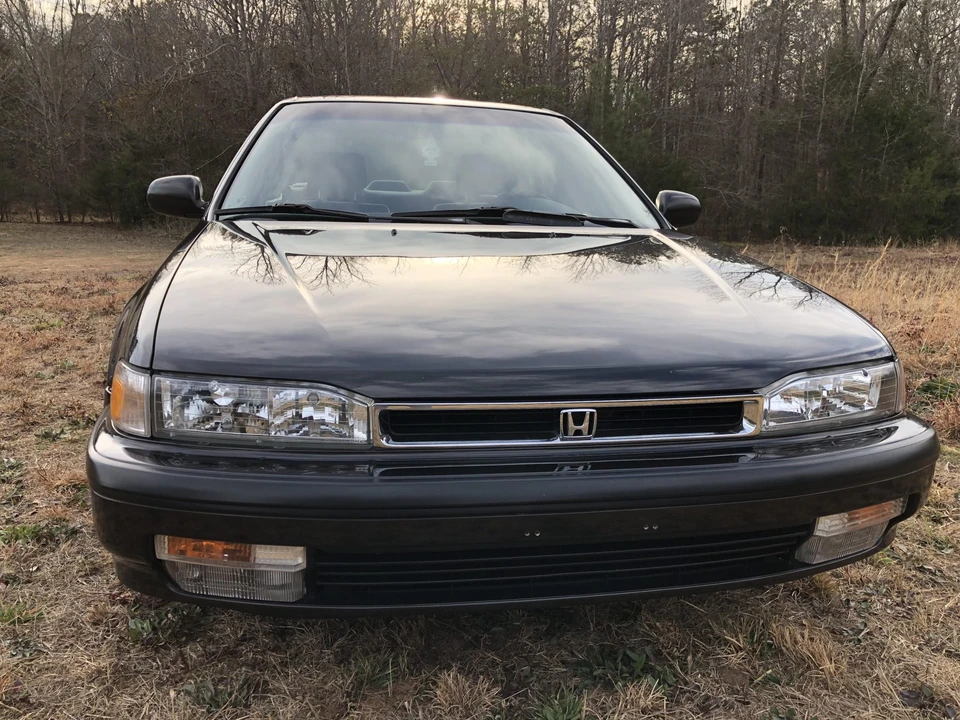 1990 Honda Accord 4th Gen - Image 8 of 31
