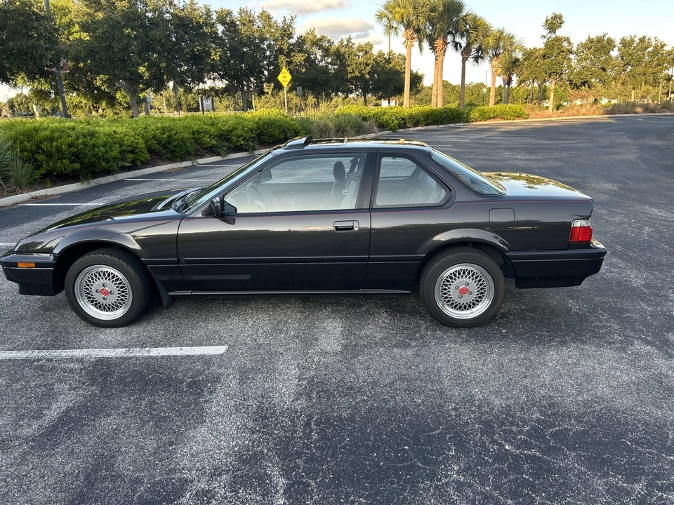 1990 Honda Prelude 3rd Gen - Image 9 of 31