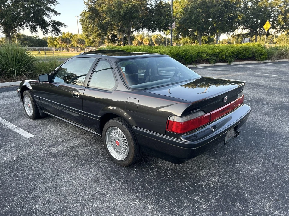 1990 Honda Prelude 3rd Gen - Image 10 of 31