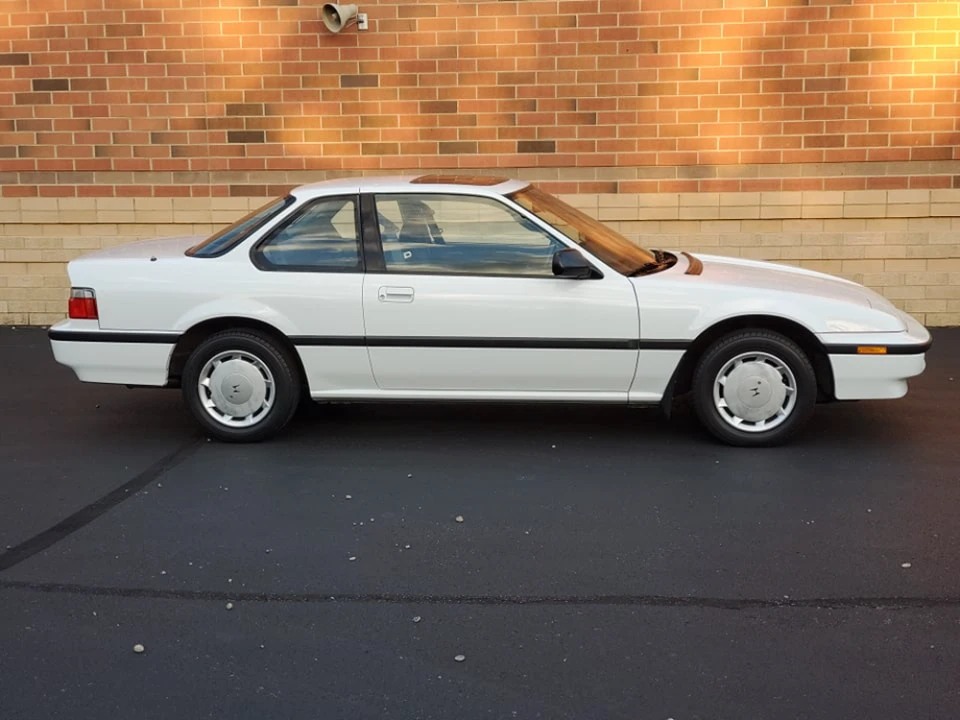 1990 Honda Prelude 3rd Gen - Image 27 of 31