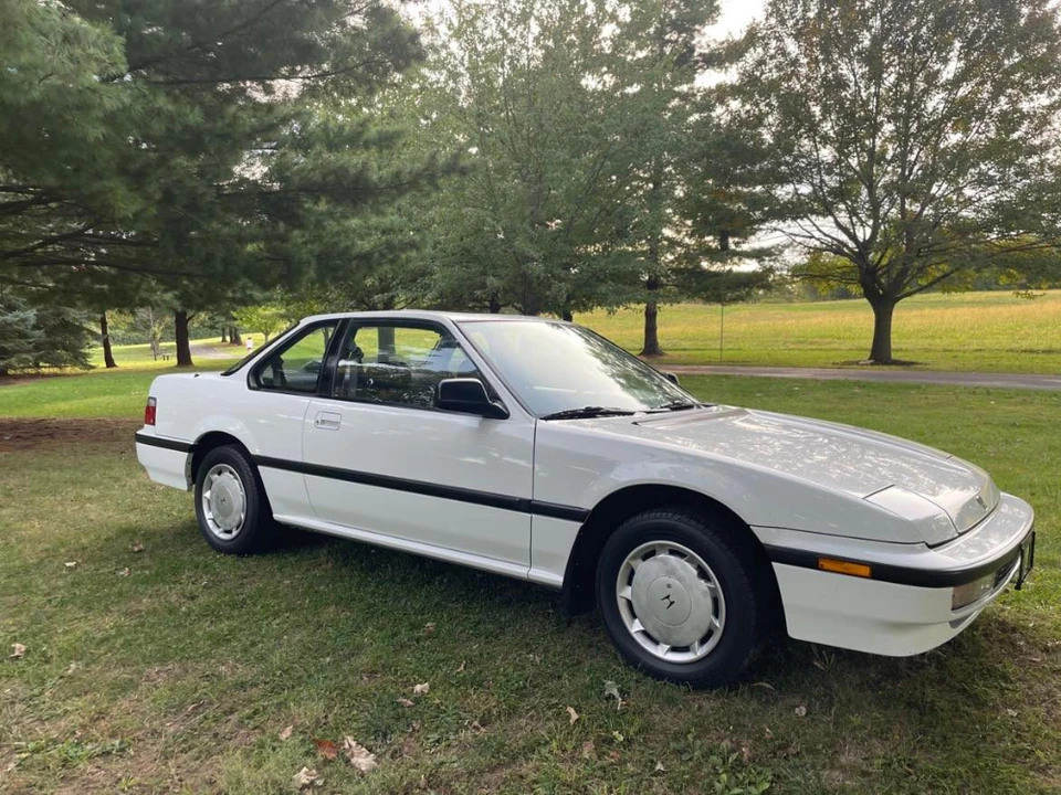 1990 Honda Prelude 3rd Gen - Image 8 of 31