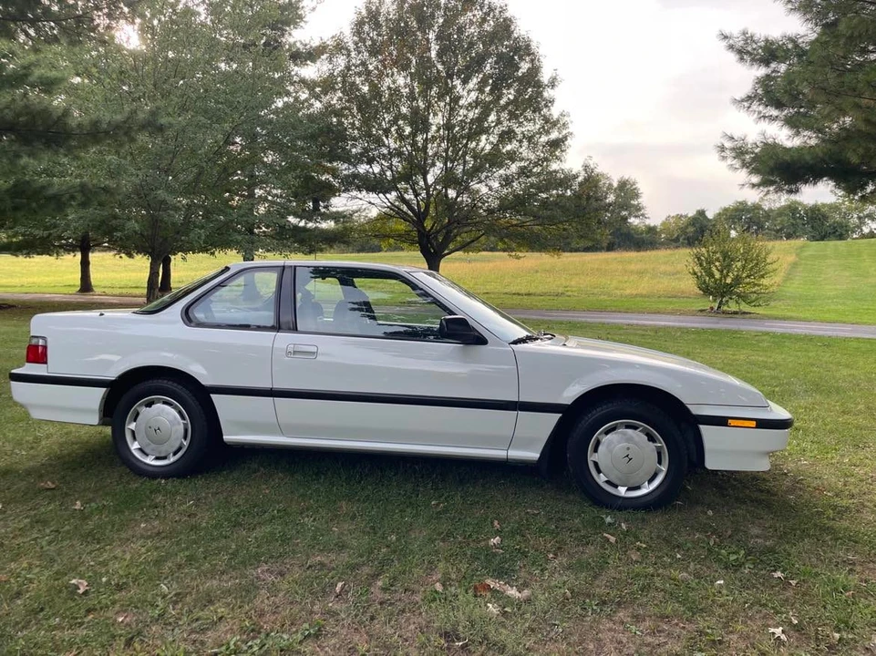 1990 Honda Prelude 3rd Gen - Image 11 of 31
