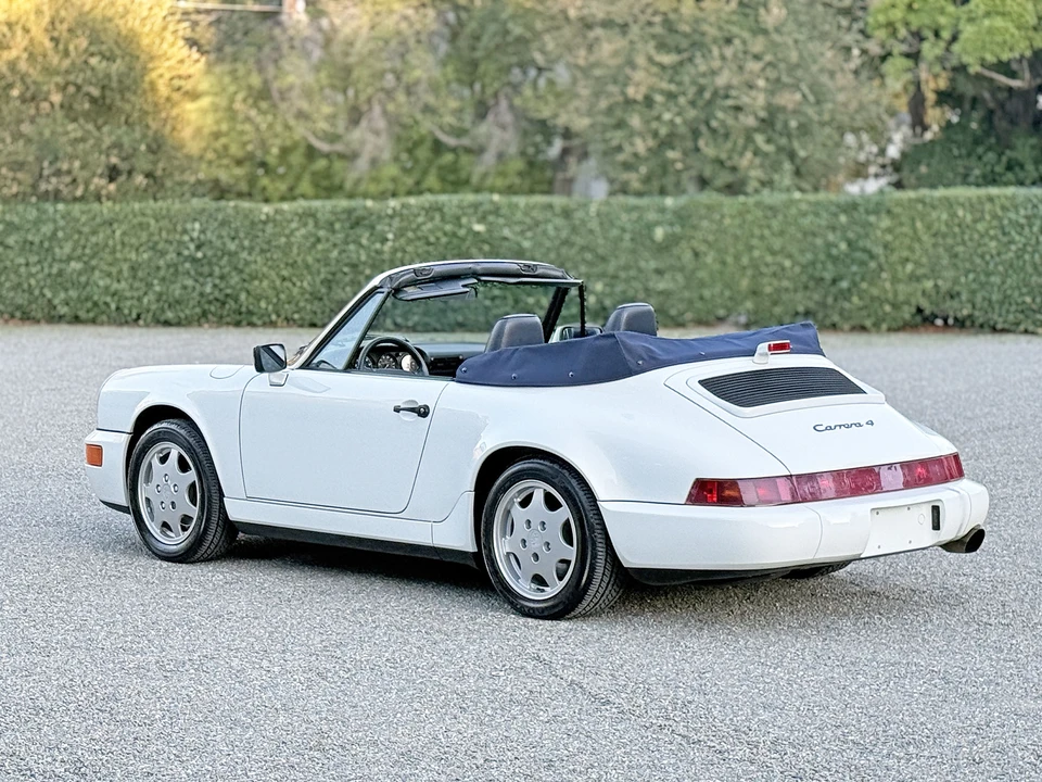 1990 Porsche 964 Carrera 4 - Image 9 of 31
