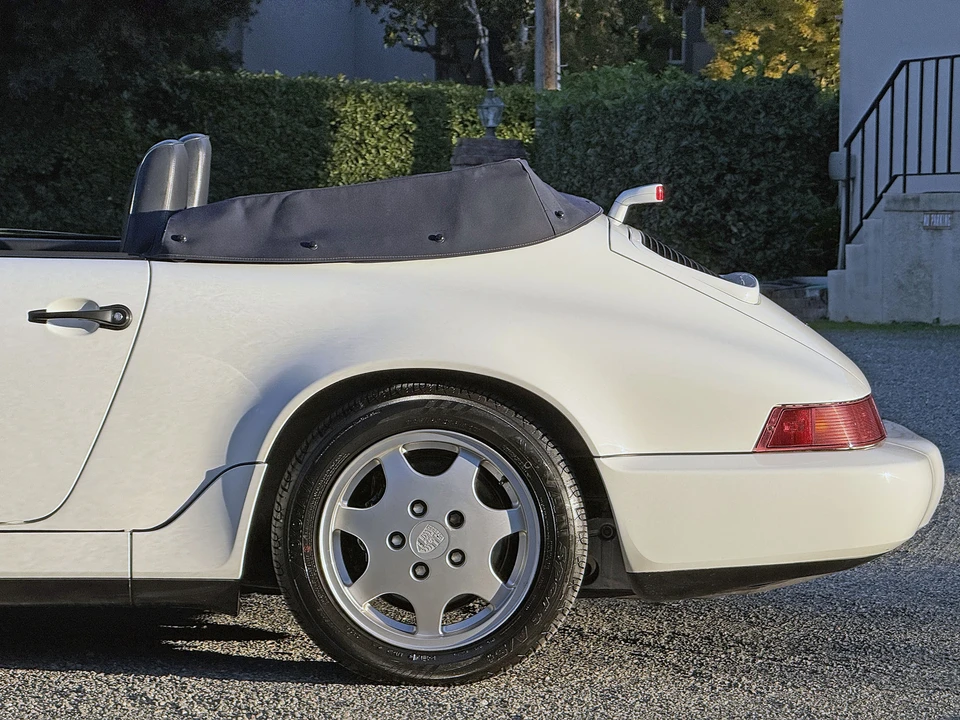 1990 Porsche 964 Carrera 4 - Image 31 of 31