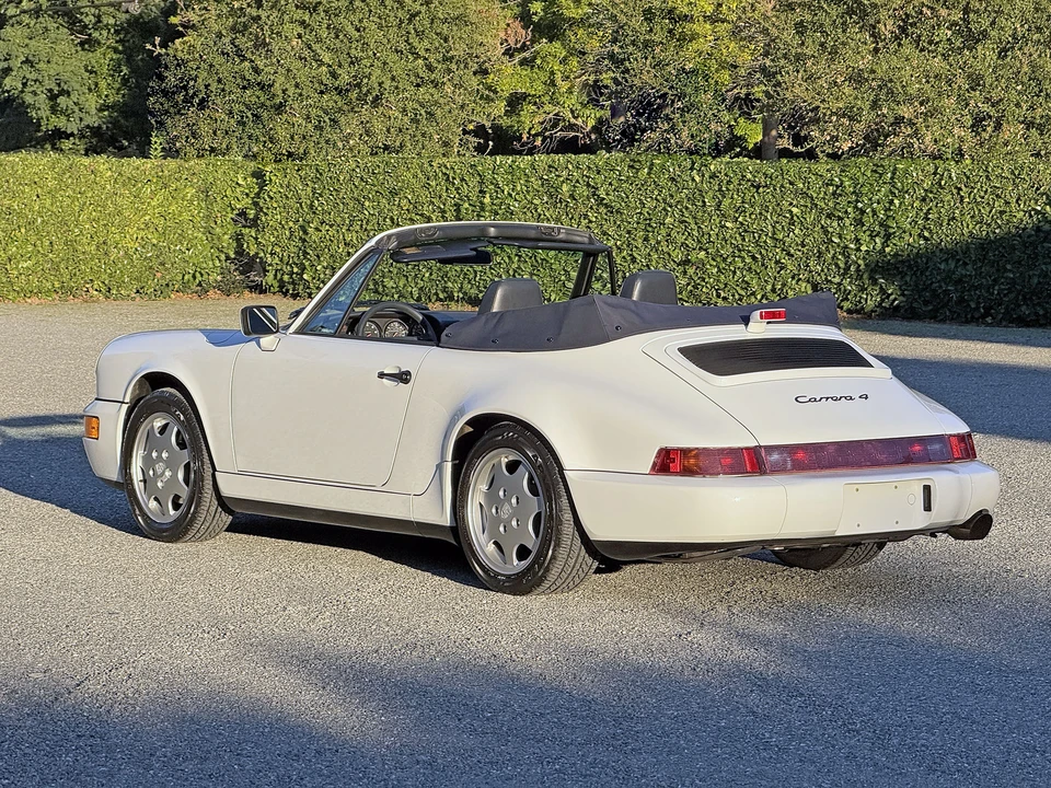 1990 Porsche 964 Carrera 4 - Image 12 of 31