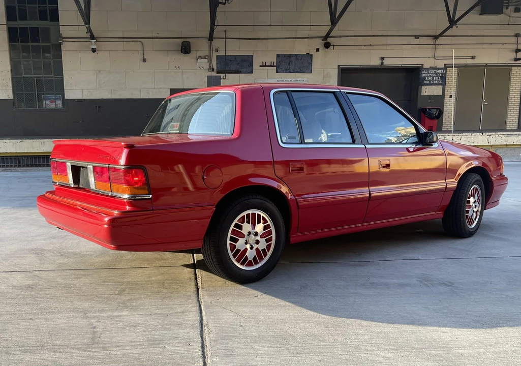 1991 Chrysler K-Car - Image 25 of 31