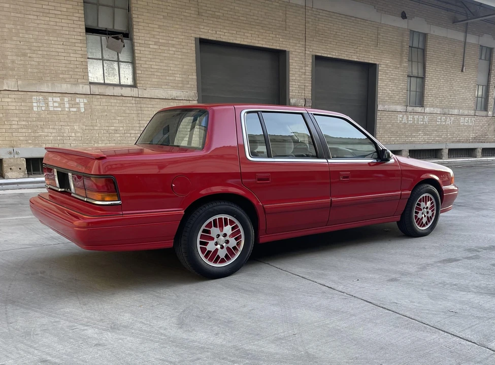 1991 Chrysler K-Car - Image 24 of 31