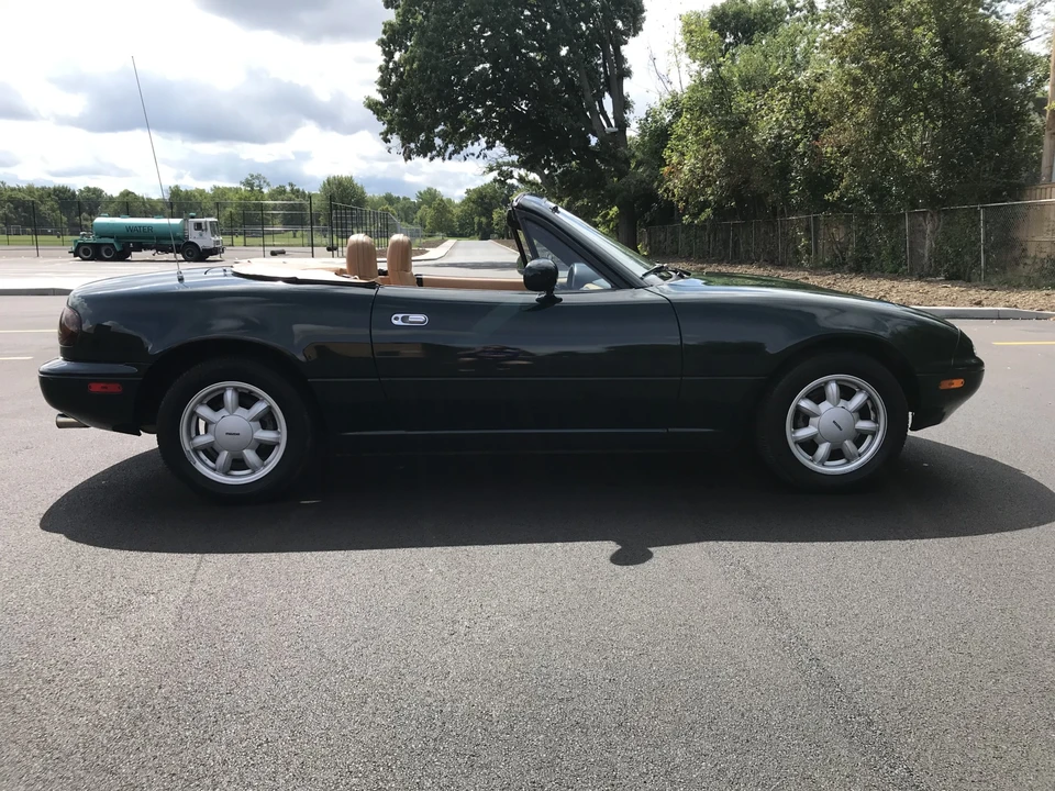 1991 Mazda NA MX-5 Miata - Image 11 of 31