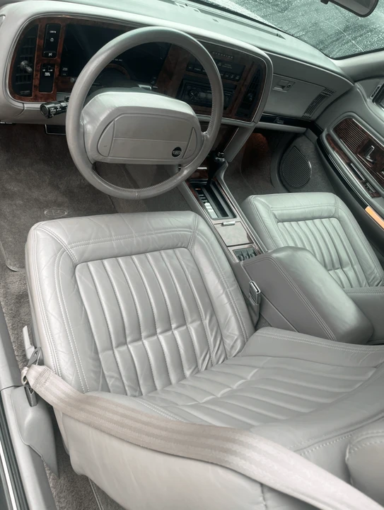 1992 Buick Riviera 4th-7th Gen - Image 26 of 31