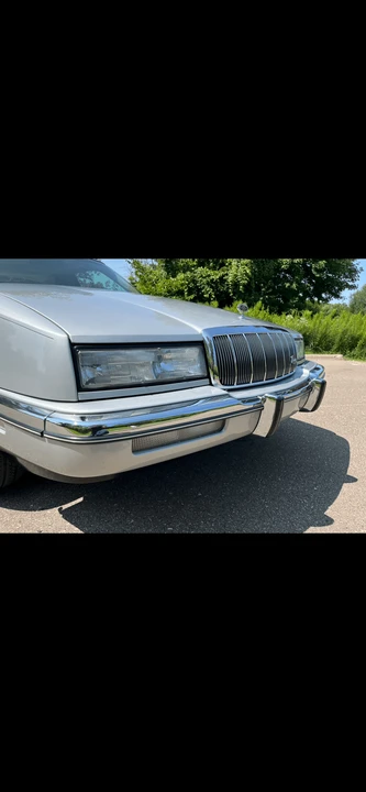 1992 Buick Riviera 4th-7th Gen - Image 9 of 31