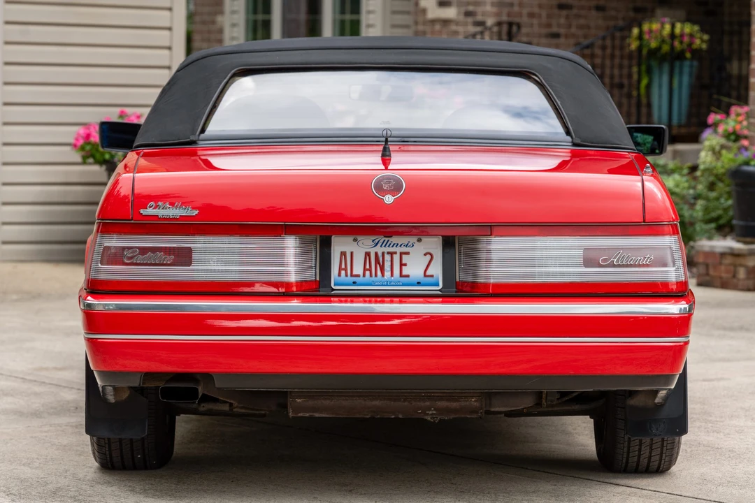 1992 Cadillac Allante - Image 15 of 31